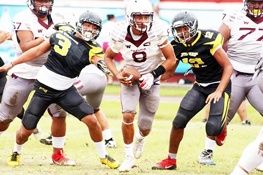 Francisco Mauigoa looking to take this one to the end zone